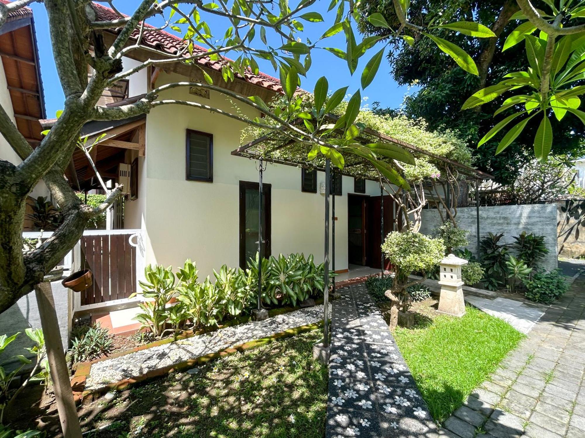 Sayang Taman Villas Sanur Екстериор снимка